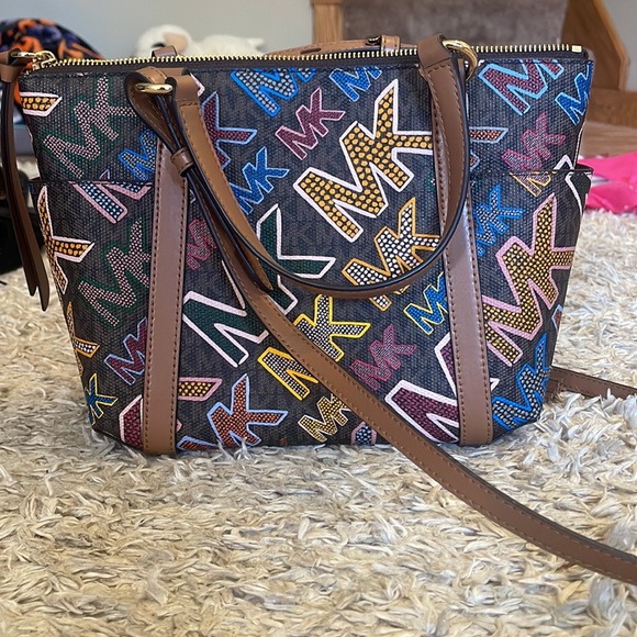 Brown multi-colored authentic Michael Kors Over the Shoulder purse. - Picture 2 of 6